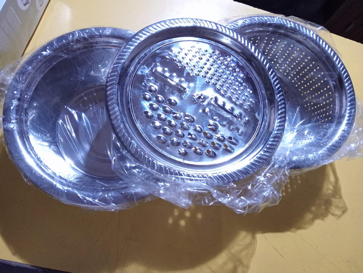 3-in-1 Multifunctional Grater Basin Set – Stainless Steel Colanders